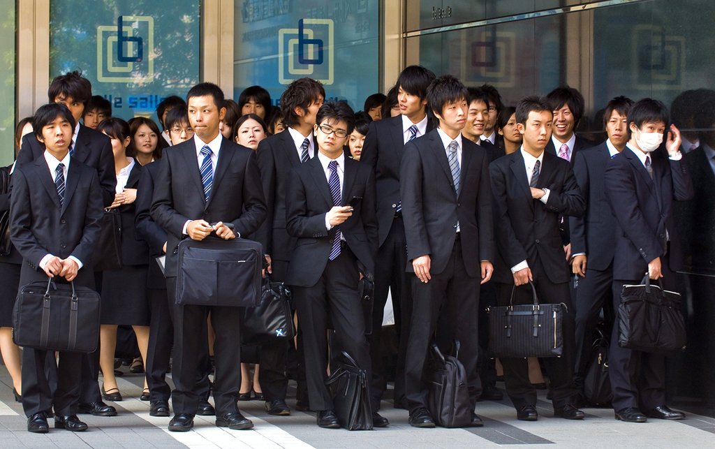 Mencari Pekerjaan di Jepang: Perekrutan Batch, Kutukan Mahasiswa Universitas