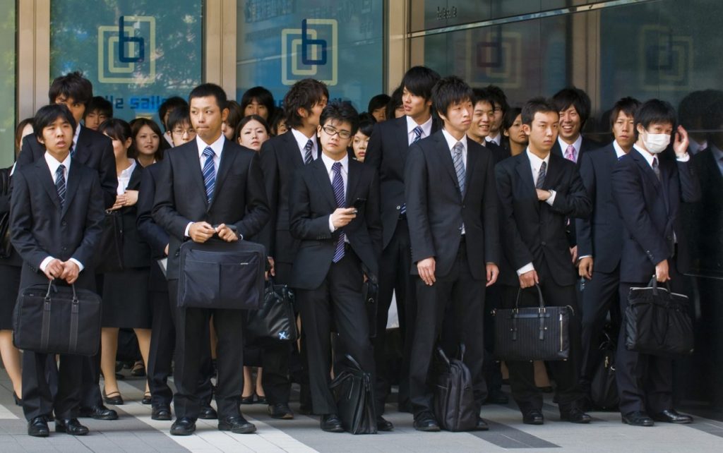 Jepang Ingin Pekerja Pindah ke Sektor Pertumbuhan Masa Depan
