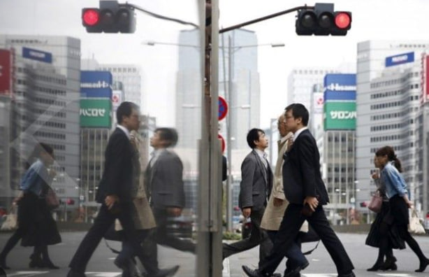 Sebuah Perubahan Pasar Tenaga Kerja Jepang